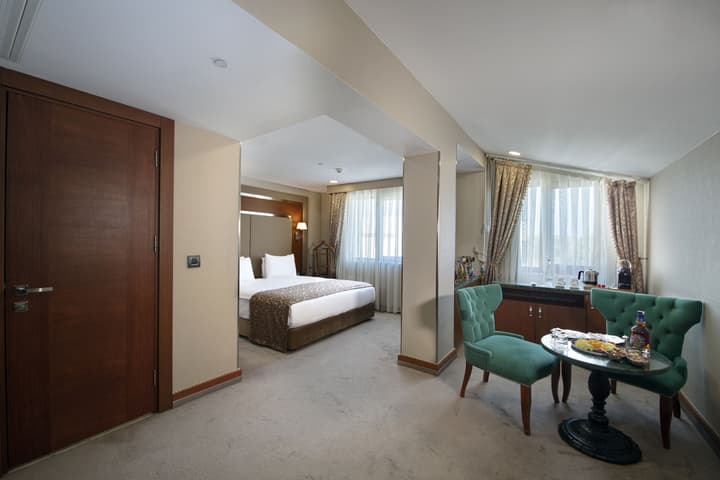 Dosso Dossi Hotels Old City
