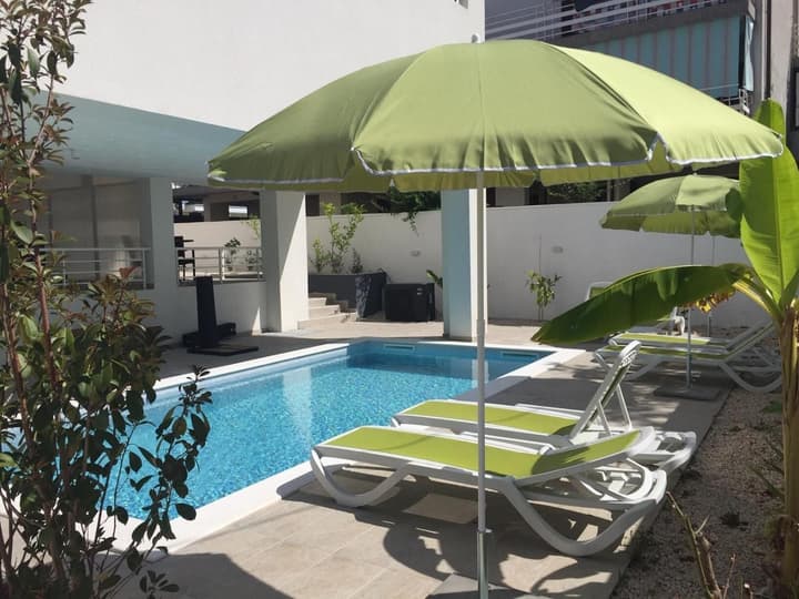 Diklo Beach Rooms