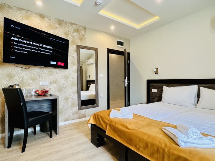 Side One Design Hotel