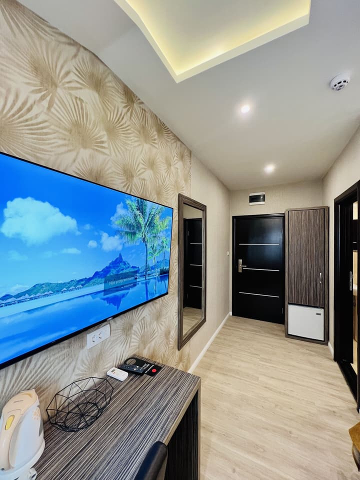 Side One Design Hotel