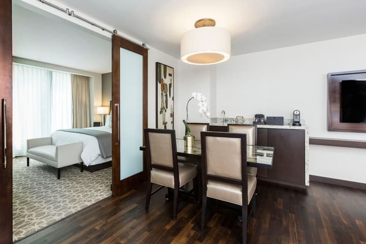 JW Marriott Houston Downtown