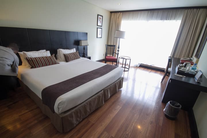 Mount Meru Hotel