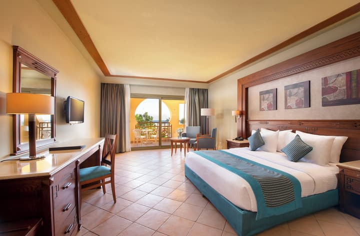 Charmillion Club Resort