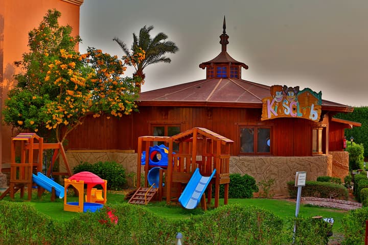Charmillion Club Aqua Park