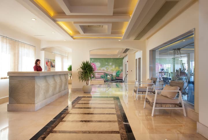 Charmillion Club Aqua Park