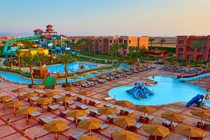 Charmillion Club Aqua Park