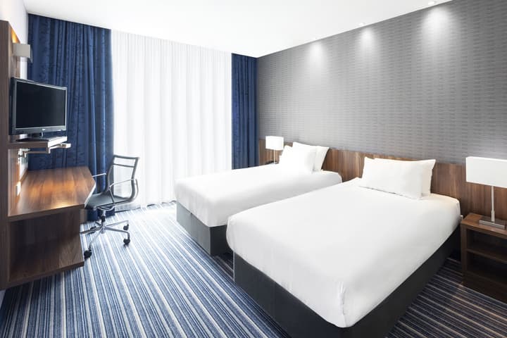 Holiday Inn Express Amsterdam - Arena Towers by IHG