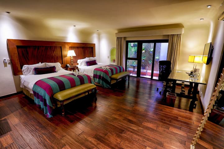 Pensativo House Hotel