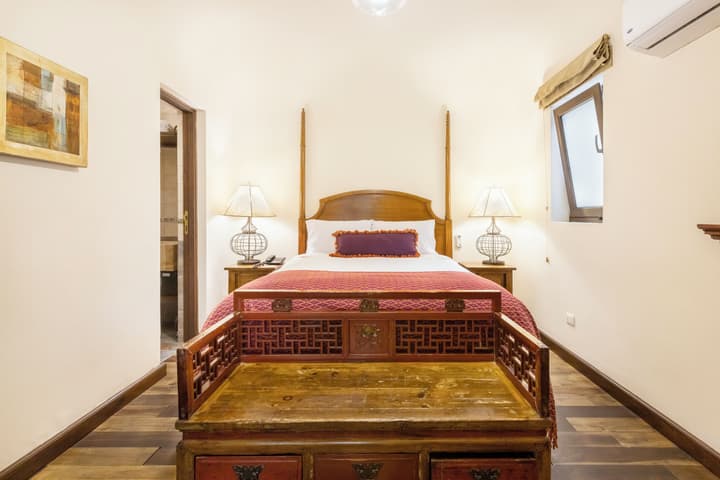 Pensativo House Hotel