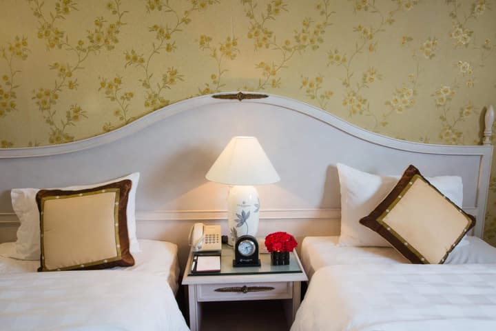 Chalcedony Grand Hotel