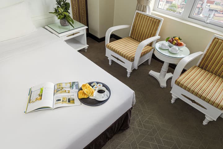 Chalcedony Grand Hotel