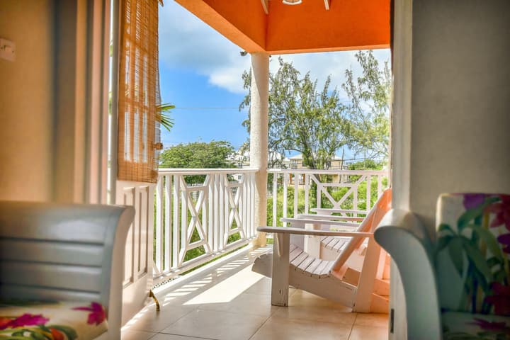 Best E Villas Providence