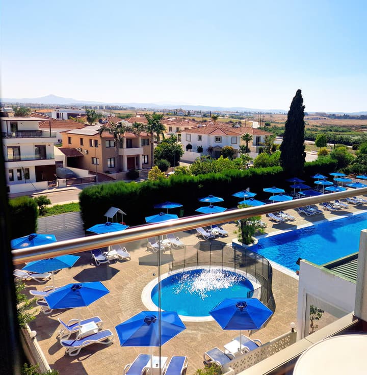 Sveltos Hotel