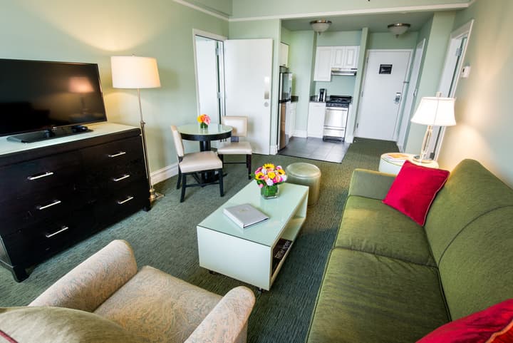 Hotel Beacon