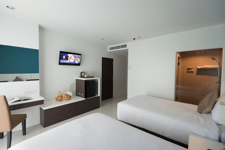 Chanalai Hillside Resort, Karon Beach