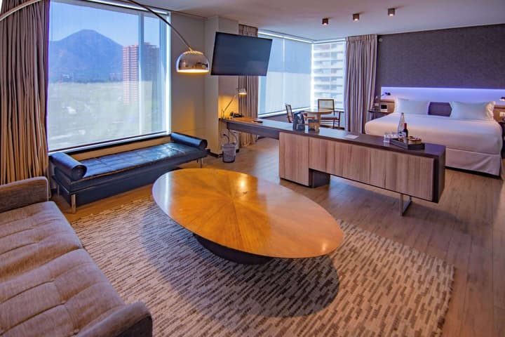 Radisson Blu Plaza El Bosque Santiago