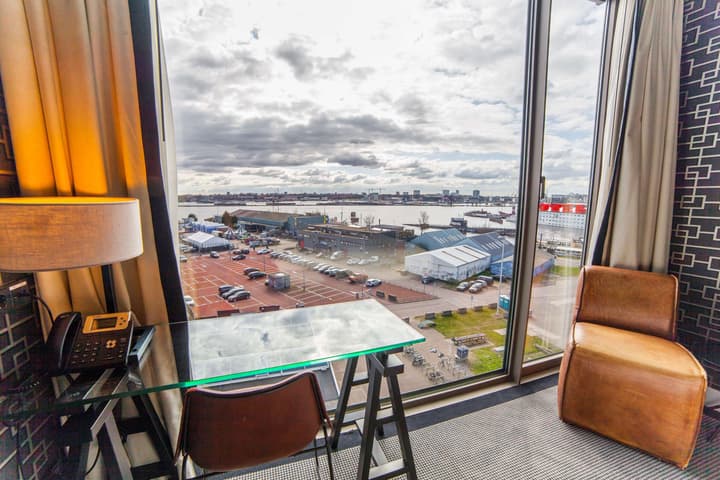 DoubleTree by Hilton Hotel Amsterdam - NDSM Wharf