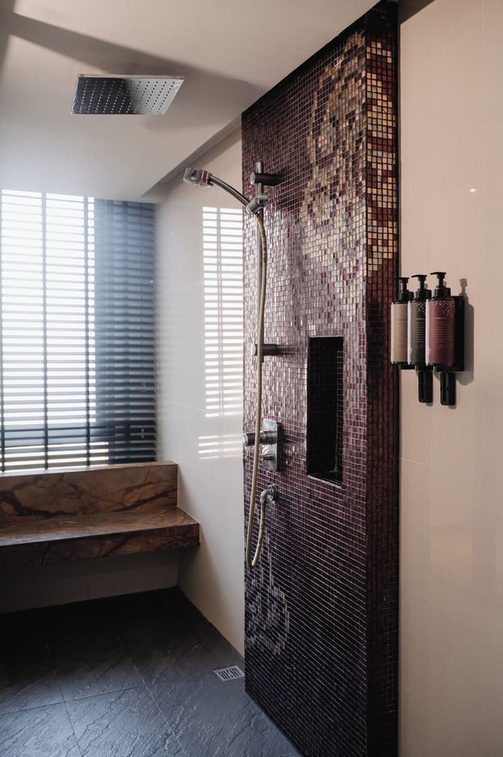 RakYim Siam - Sukhumvit 15