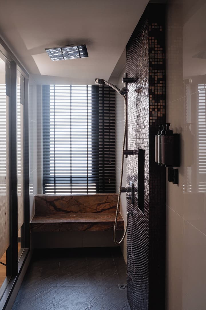 RakYim Siam - Sukhumvit 15