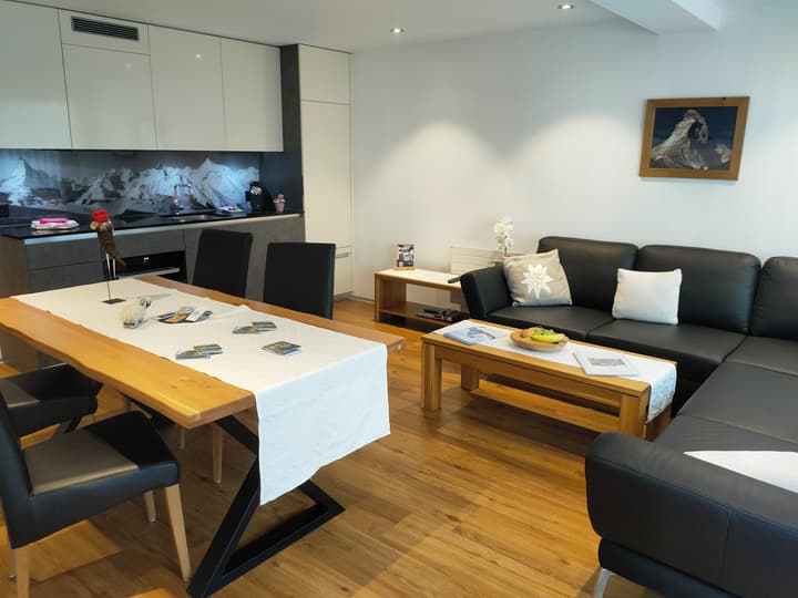 Jolimont Apartments