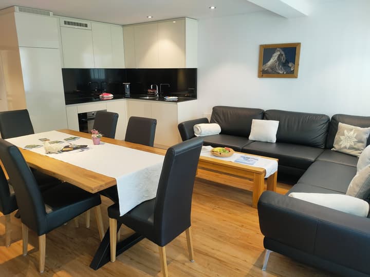 Jolimont Apartments