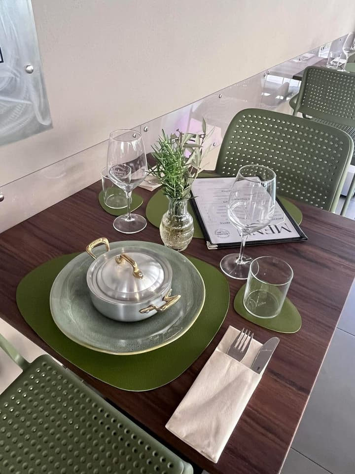 Stelle Hotel The Businest