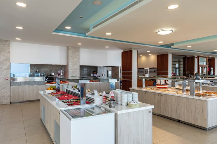 Belair Beach Hotel