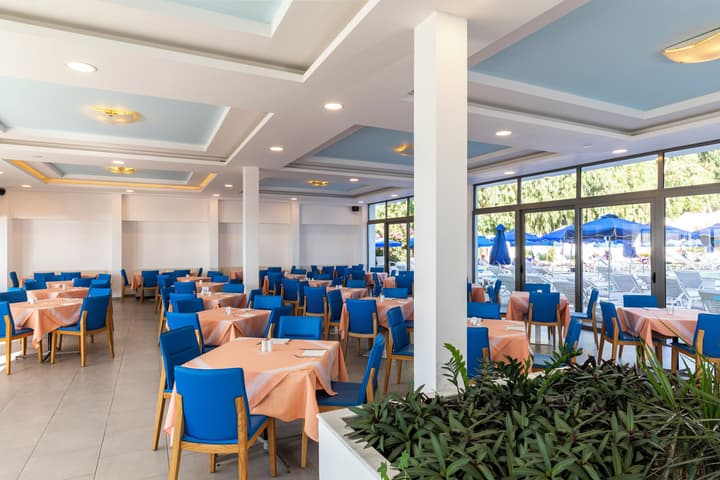 Belair Beach Hotel