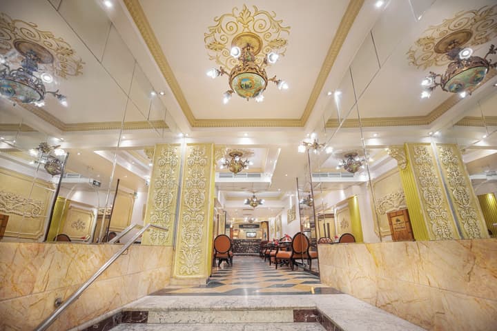 Holidays Express Hotel