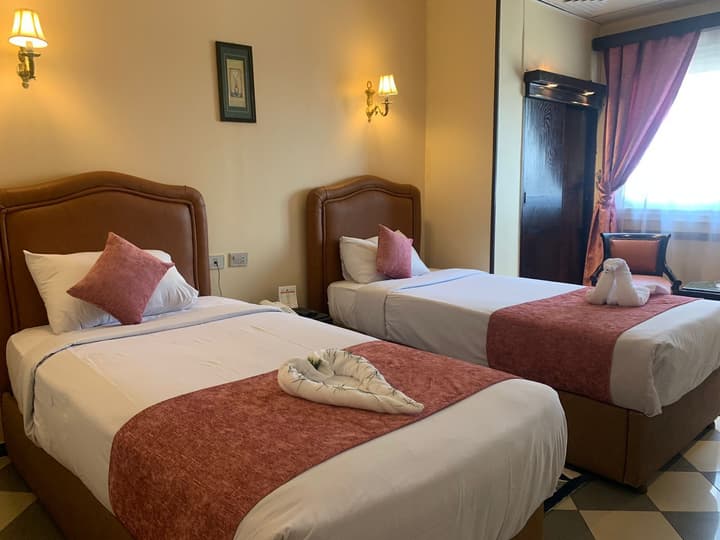 Holidays Express Hotel