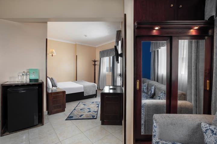 Holidays Express Hotel