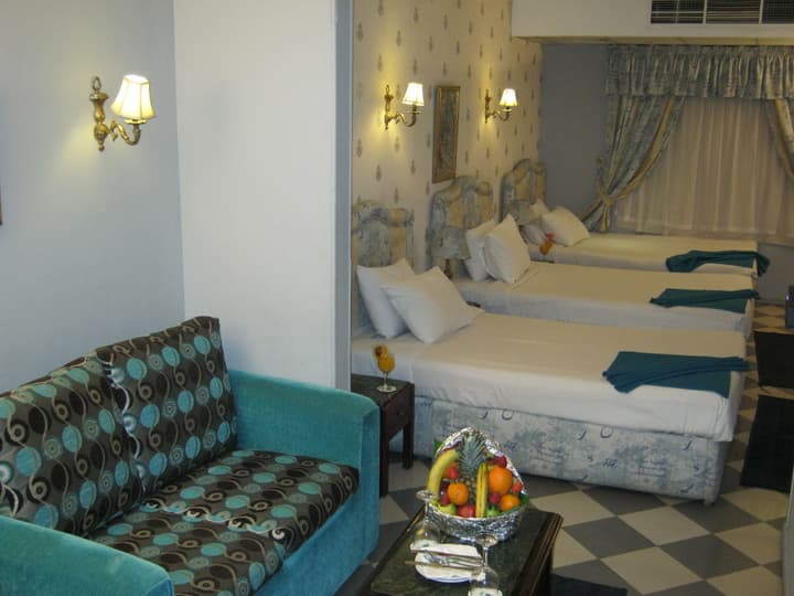 Holidays Express Hotel