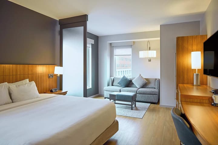 Hyatt Place Portland Downtown - Old Port Square
