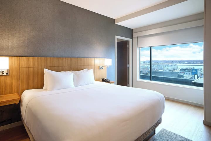 Hyatt Place Portland Downtown - Old Port Square