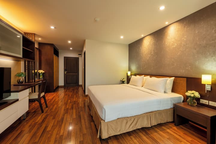 The Grand Napat