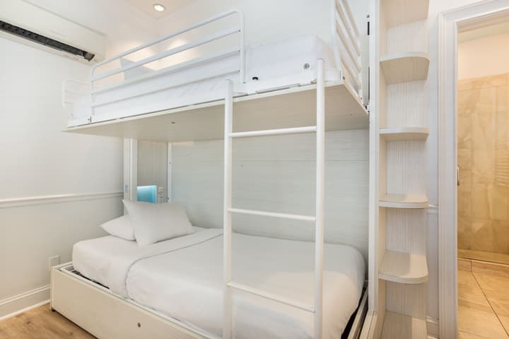 NYAH Key West - Adults Only