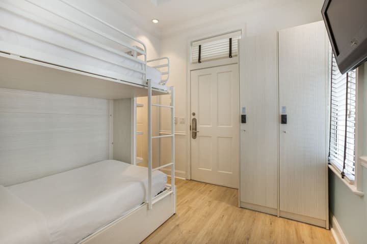 NYAH Key West - Adults Only