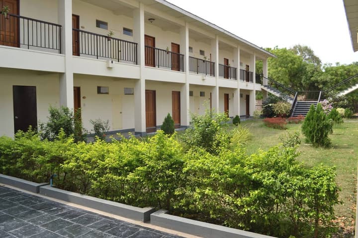 Bagan Thiripyitsaya Sanctuary Resort