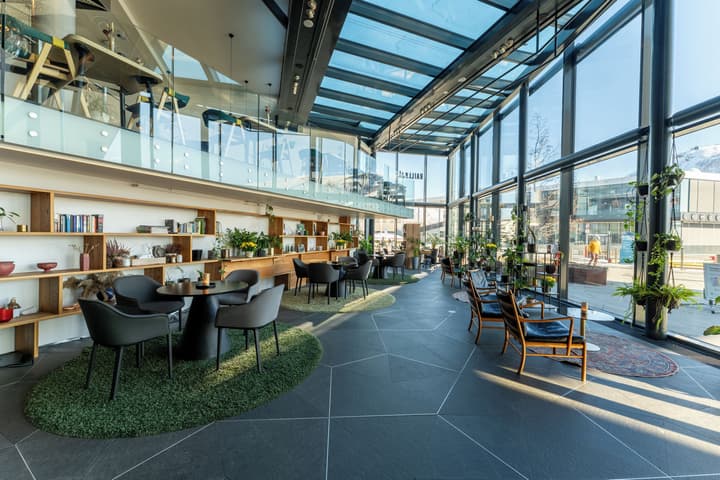 Clarion Hotel The Edge