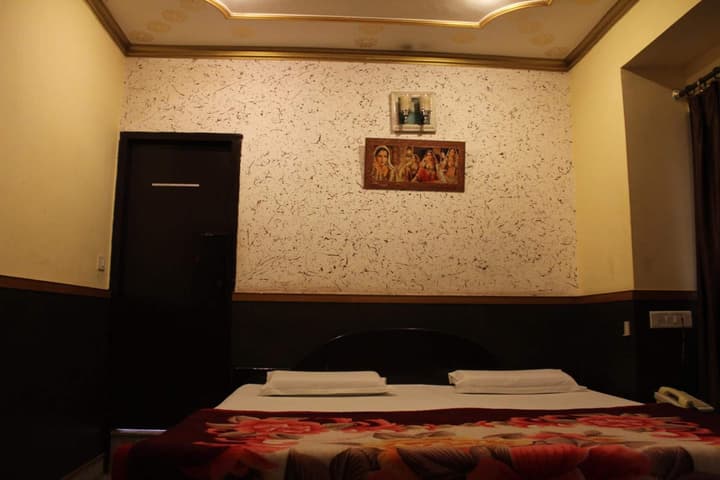 Hotel Ajay International