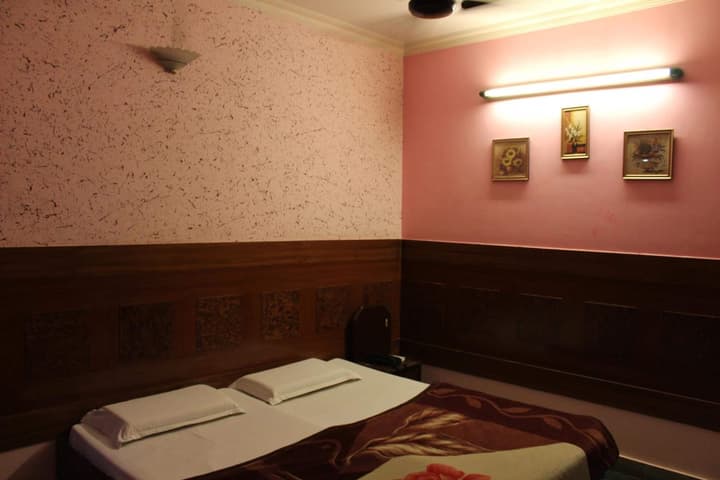 Hotel Ajay International