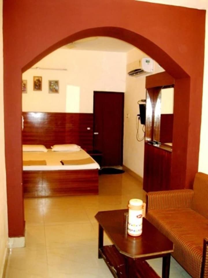 Hotel Ajay International
