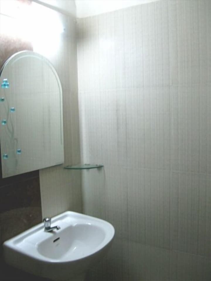 Hotel Ajay International