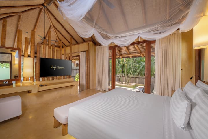 High Season Pool Villa & Spa