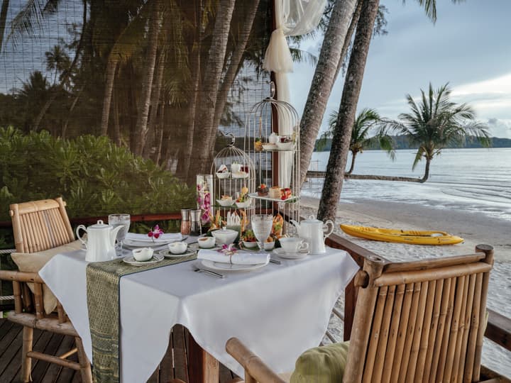 High Season Pool Villa & Spa