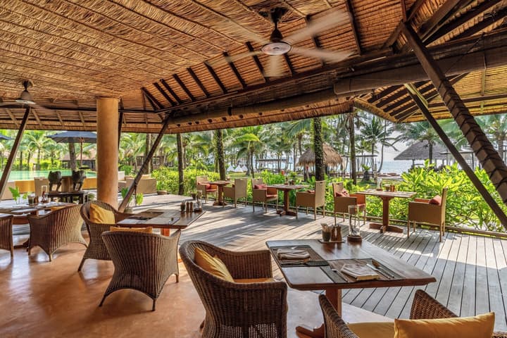 High Season Pool Villa & Spa