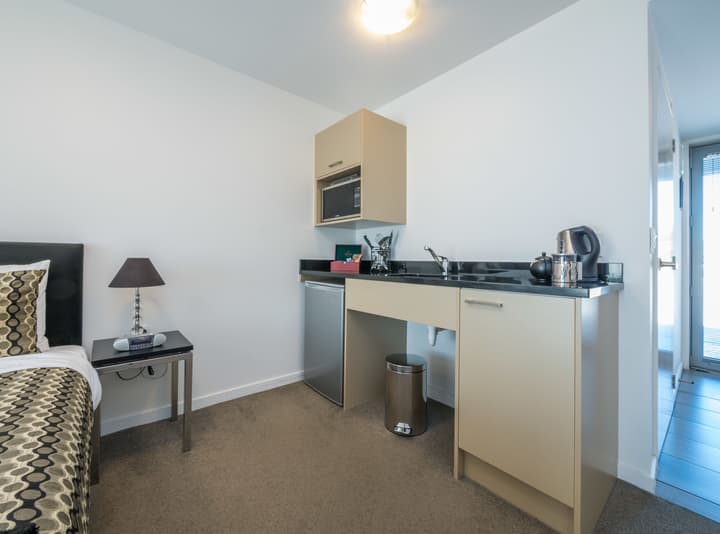 Bellano Motel Suites