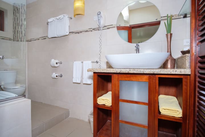 Hibiscus Lodge