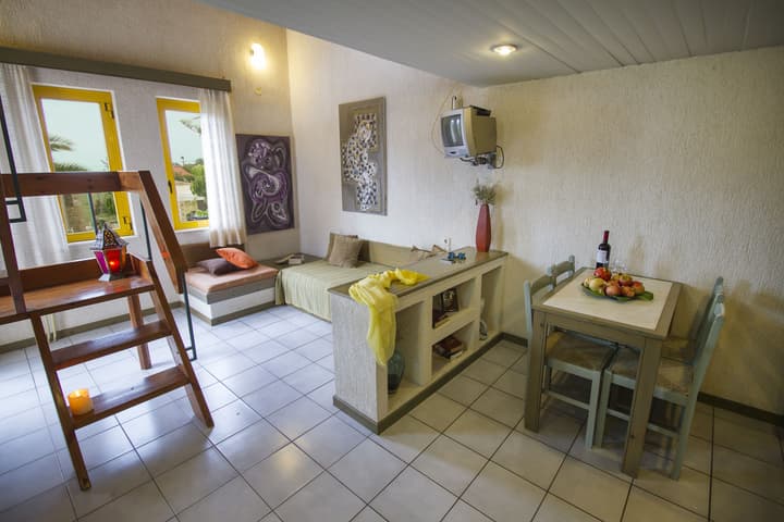 Lycasti Maisonettes