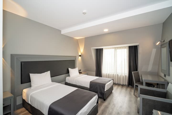 Grand S Hotel